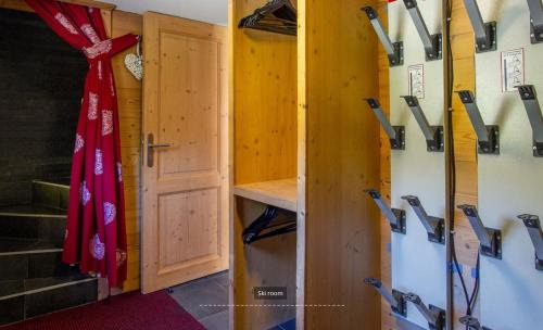 Soell Casa | Ski Chalet for 12 with sauna, Contact US , See Host details , 600 Eur per night