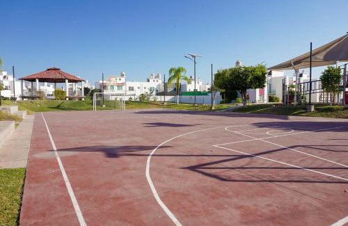 Tequesquitengo Casa | HostPal Villas Teques- Cerca del Lago
