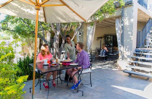 Windhoek Casa | Olive Grove Guesthouse