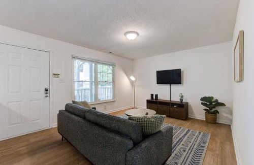 Durham Apartamento | Viagem Pretty and Comfy 1BR with Parking