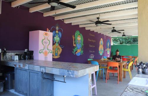 El Cerro Hostal | PLANET B