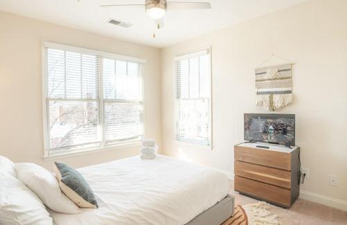 Wesley Heights Apartamento | Viagem Quality 2BR Prime Location with Parking