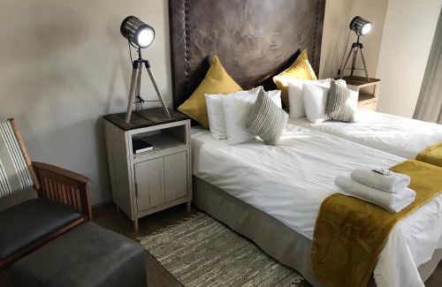 Otjiwarongo Casa | Bush Pillow Guest House