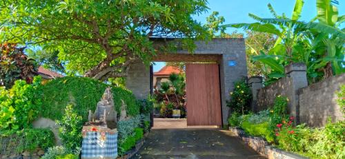 Sukasada Cama Y Desayuno | Villa Selonding Batu