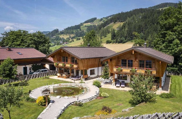 Chalet in Wagrain with sauna and swimming pond