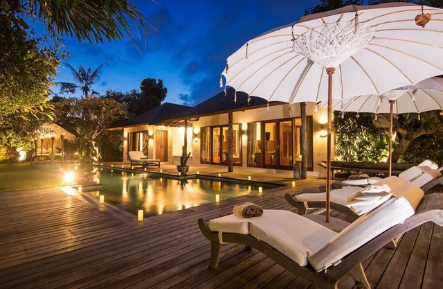 8br Family Villa In Central Seminyak