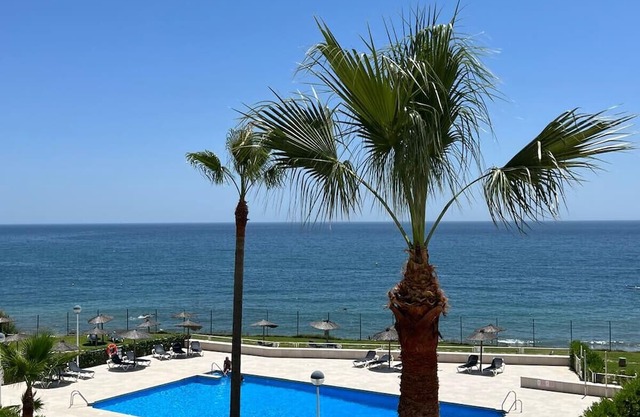 Beach Penthouse Casares Costa, Estepona