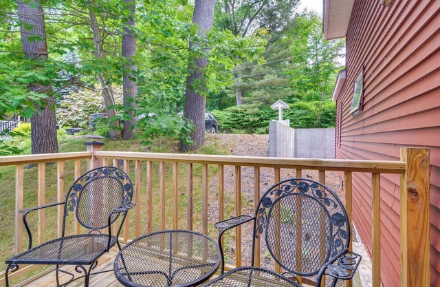 Androscoggin Lakefront Cottage, Boat Dock & Views!