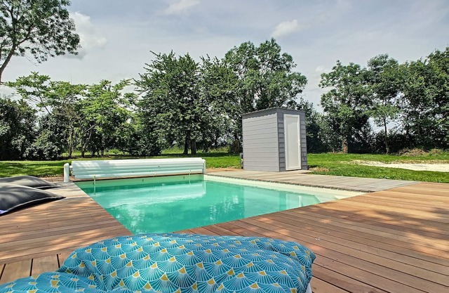 Gîte 4/6 persons, private heated swimming pool