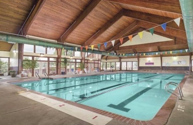 Luxury one bedroom and one bathroom unit with full amenities