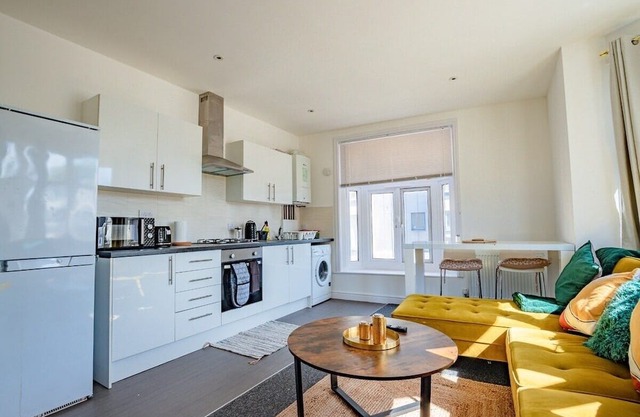 Guest Homes | Lewisham Flat
