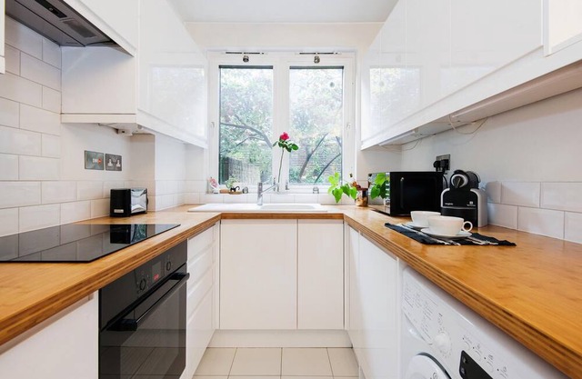 Lovely Flat in Literary London