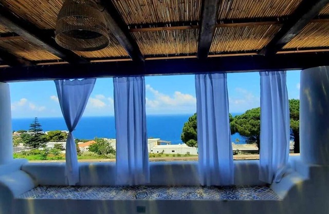 Casa Alba, sea view terrace and garden