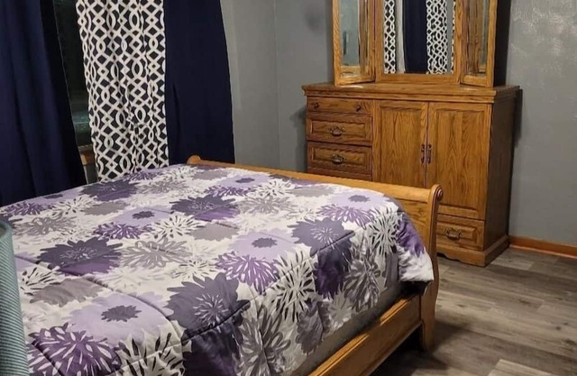 Travelers Guesthouse 4 bedroom, 2 bathroom