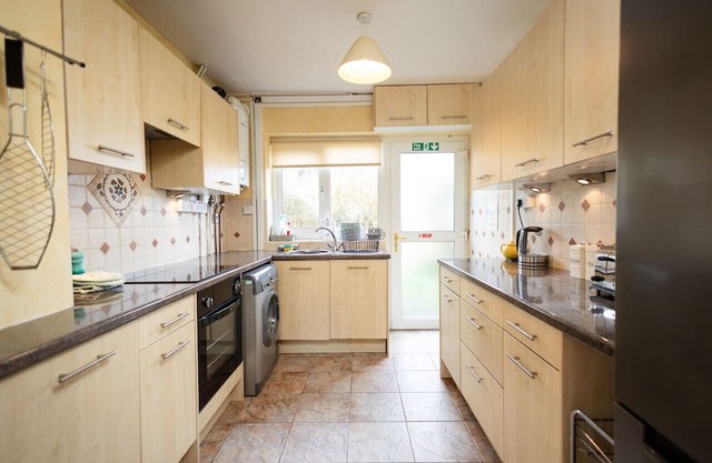 Cozy 3-Bedroom Cottage in the Heart of Mid Wales