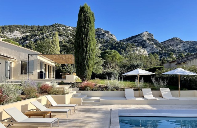 Villa au Pied du Luberon - Confort, Calme et Farniente