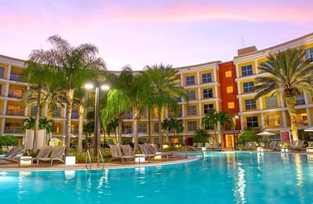 Melia Orlando at Celebration 2br suite, Friday check-in