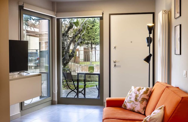 Stadler Loft, pet Friendly Home in Venice