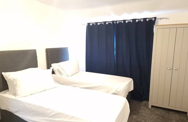 Walker Lodge, located in a serene environment. Rooms are equipped and cosy.