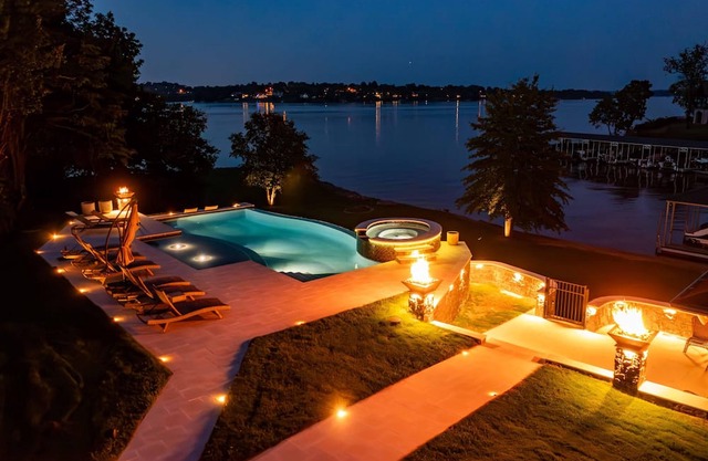 Lakeview Haven Pool, Spa, Gym, Games, Stunning Views! Your Dream Vacation Awaits