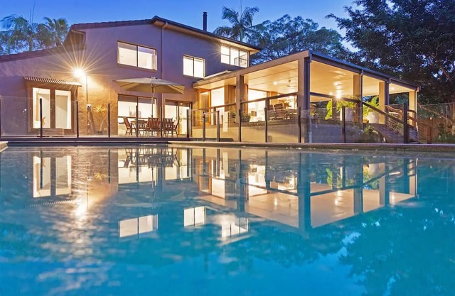 Chilled Lifestyle - huge home in a very quiet area of the Gold Coast