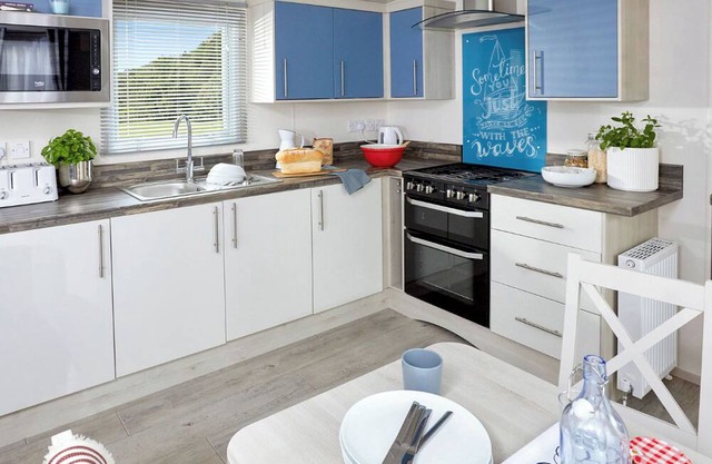 Alojamiento de 3 habitaciones en Milford-on-Sea, Nr Lymington