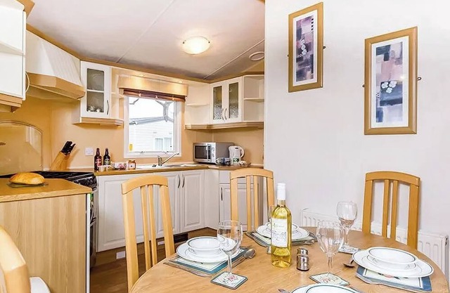 Alojamiento de 3 habitaciones en Newbridge, Nr Yarmouth