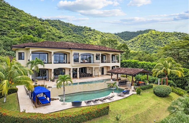 Exclusive 8-BR Ocean-View Villa for Groups & Weddings – With Custom Meal Plans