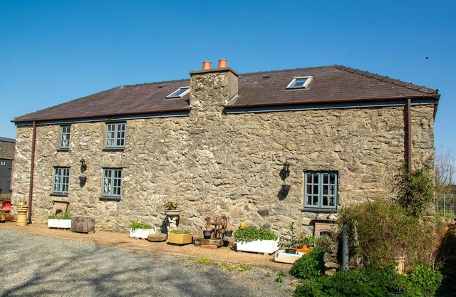 Y Fran - sleeps 6 guests in 2 bedrooms