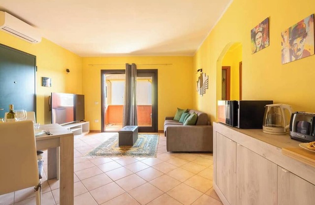 Tiria, apartment in a village in Sardinia, ideal for families, ample space