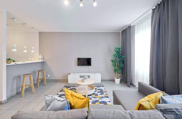 Elegant Apt in Grand Place Center 5
