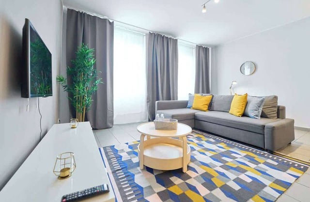 Stylish Stay Near Grand Place 3
