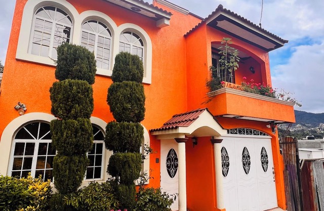 Casa amplia de 3 hab. en San Pedro Sacatepéquez