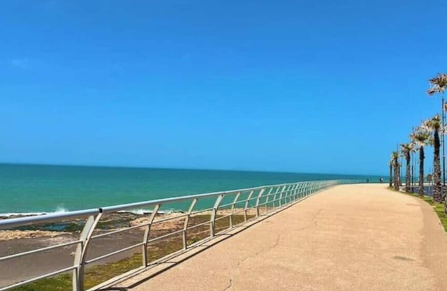 Apartment in Rabat with Jacuzzi, Close to the Sea & La Corniche