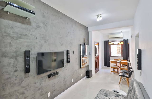 Spacious house + Air Conditioning - Great location in the Zona S