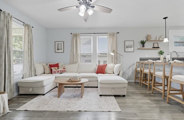 Cal’s Place/Pet-Friendly Home Near UT & Airport