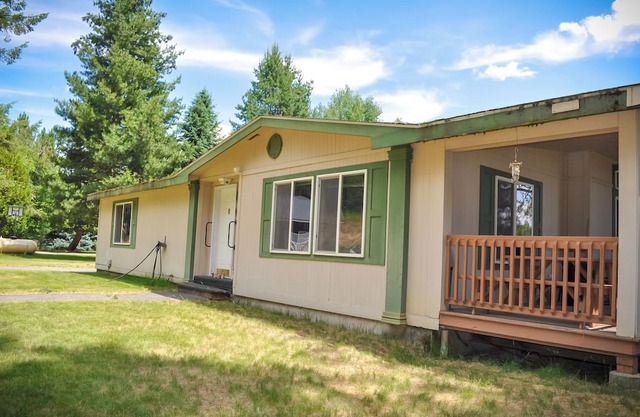 Super Family-Friendly Home in St. Maries, Idaho - Idaho Deer Haven