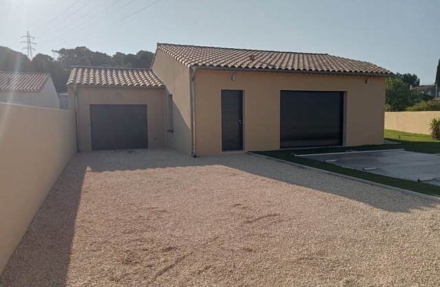 New house in village 5 km from Anduze