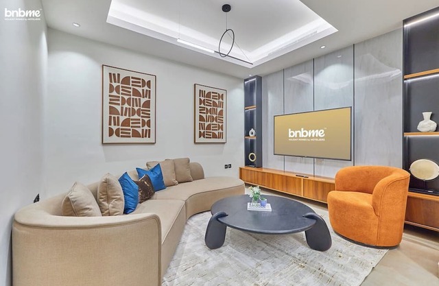 bnbme | Stylish Apartment | 12 Min to KAFD