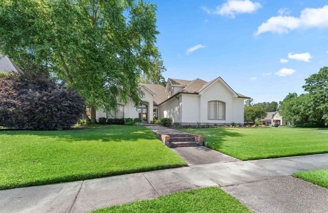 Spacious 7-bedroom house LSU fans Modern