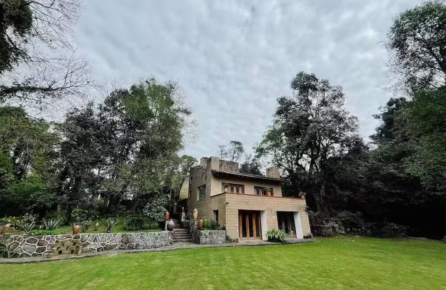 Casa Agapandos en medio del bosque