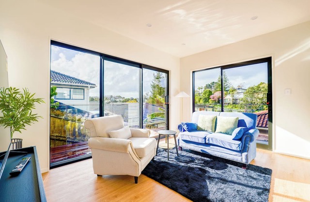 Modern 4-Bedroom Home in Glenfield