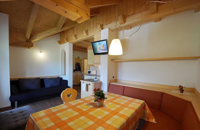 Apartment 'Rît' with Mountain View, Shared Terrace and Wi-Fi