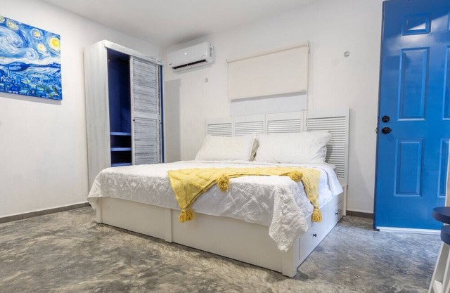 Estrella- Private & Cozy Room Close to the Beach