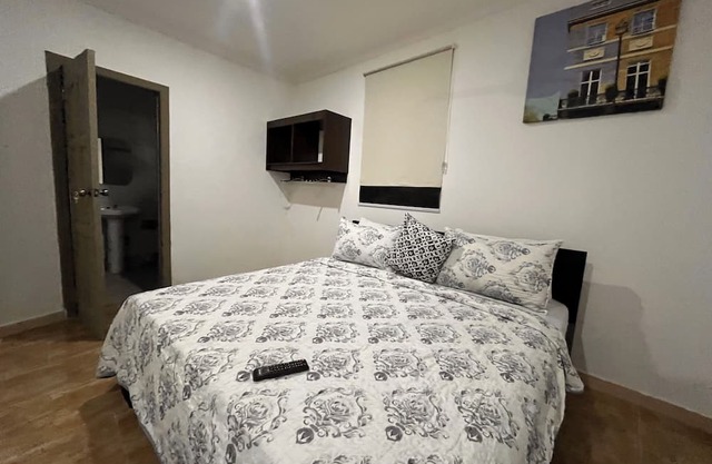 Enchanting 3-bedroom apartment with AC in Somanya
