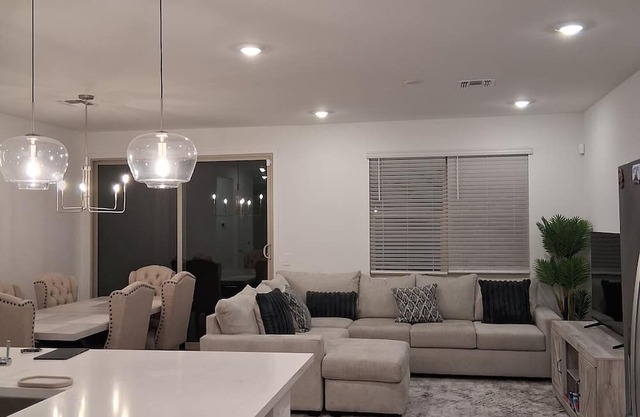 Fantastic 3-bedroom house with AC in Sun City West