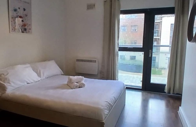 Spacious 2Bed Aparment-Only15Minutes to City