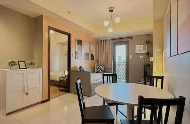 16i South Tower, The Radiance