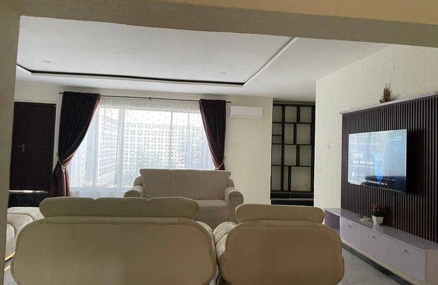 Newly renovated almost heaven 2 bdrm; large living room with view of courtyard.