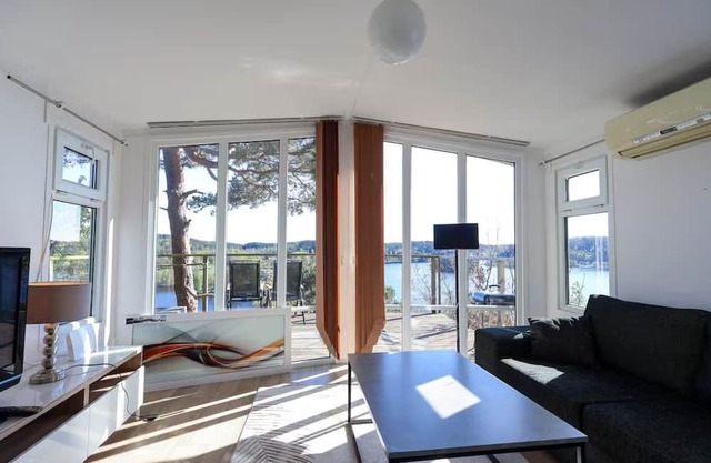 3 Villas 16 Beds-All-Inc- ALL INC - Views - city